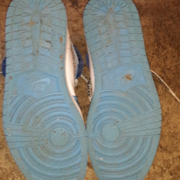 off white Jordan 1 - Picture 4 of 4